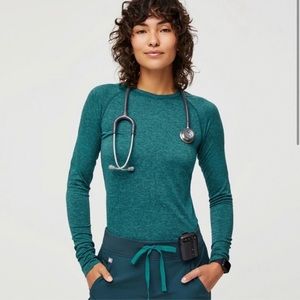 Figs Salta Long Sleeve Underscrub Teal/Green/Caribbean Blue? Woman’s XLl